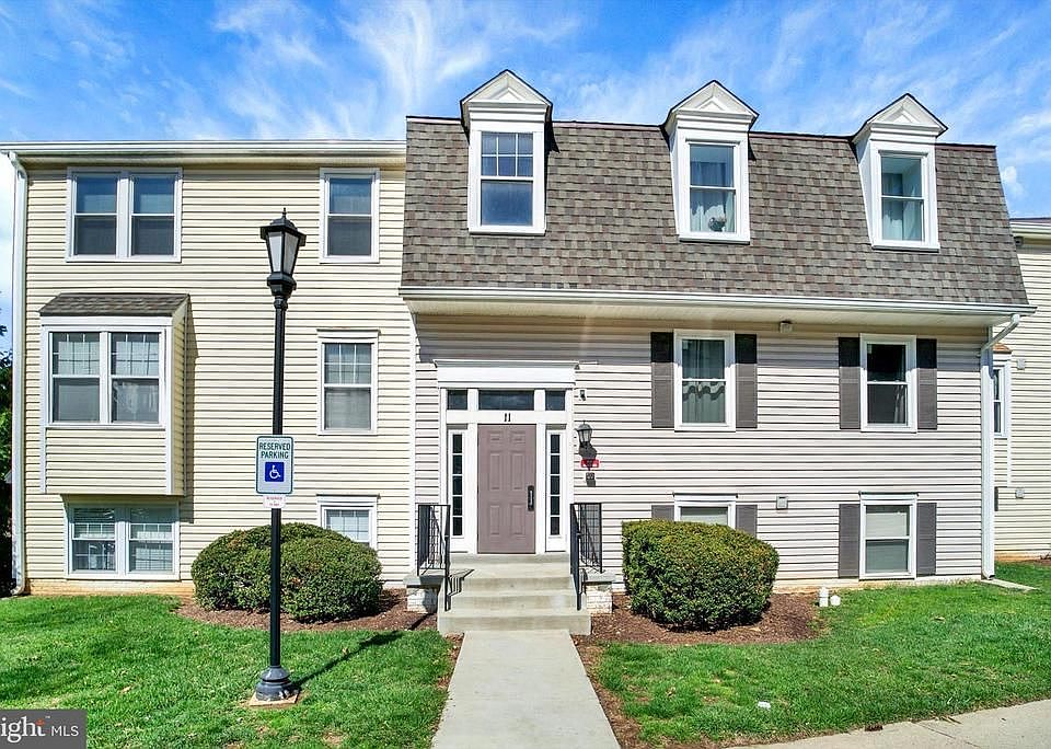 1st image of 11 Pickering Ct APT 11-201