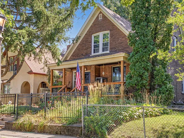 102 Cook Ave W, Saint Paul, MN 55117