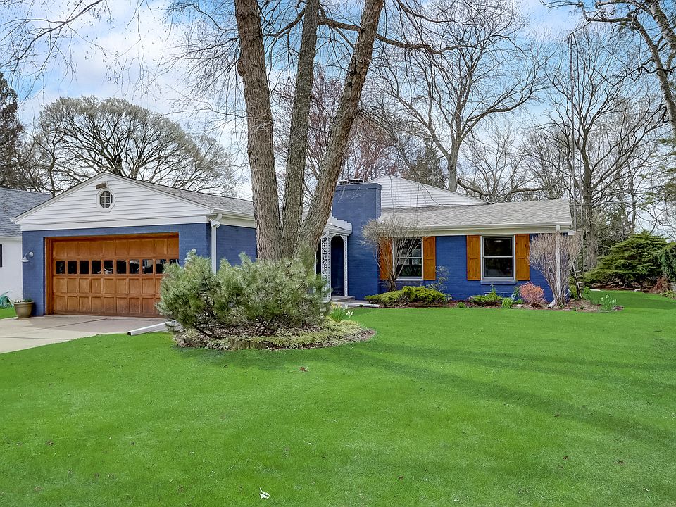 1st image of 3417 Elmwood Dr S