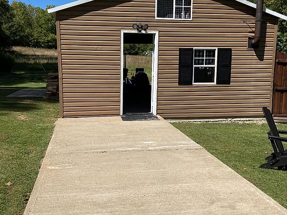 4th image of 16917 Silver Run Rd