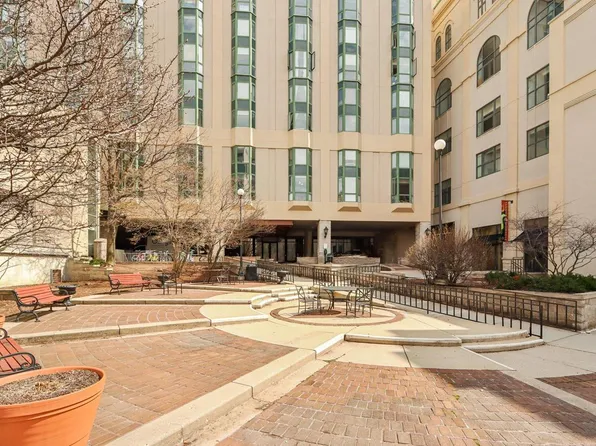 270 East Highland AVENUE #223, Milwaukee, WI 53202