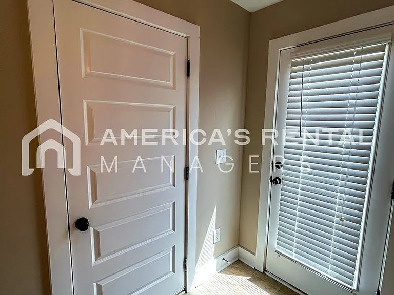 16659 Zach Ln — Photo 10