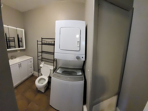 5th image of 215 1/2 N Jenkins St