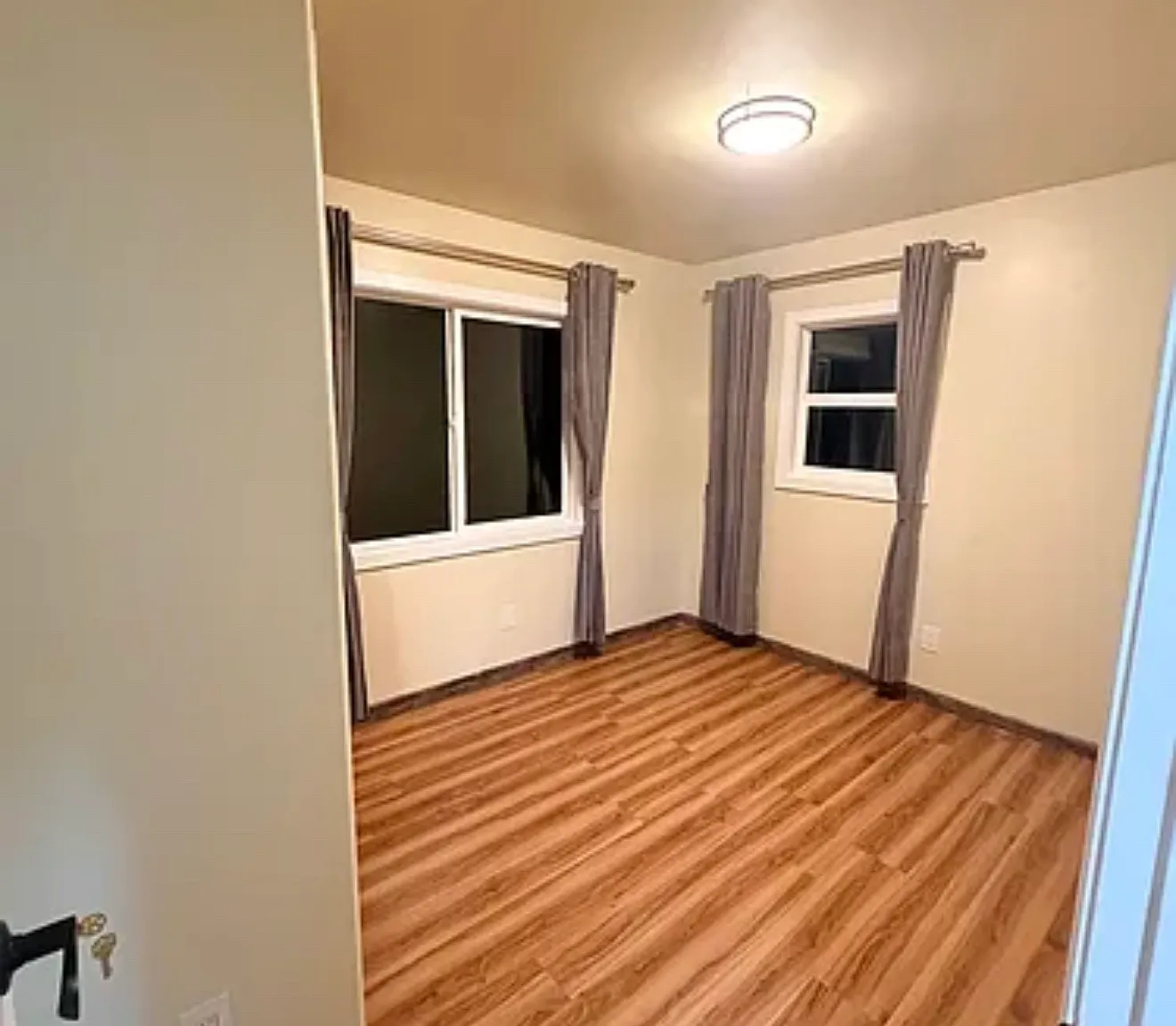 2 bed, 710 sqft, $2,500 — Photo 4