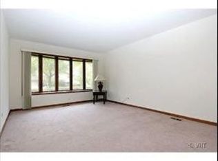 1720 Ida Rd, Hoffman Estates, IL 60169