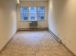 2816 30th St #2F, Astoria, NY 11102