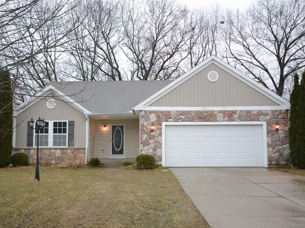 6719 Annandale Dr, Kalamazoo, MI 49009