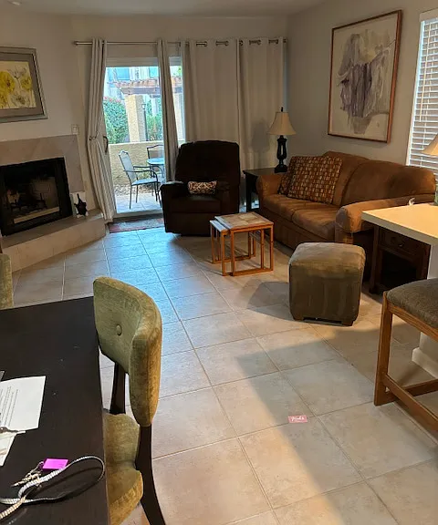8651 E Royal Palm Rd — Photo 14