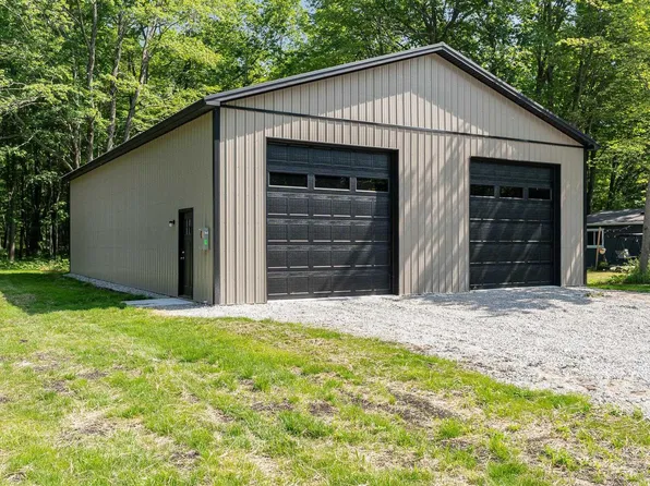 5779 E Twining Rd, Au Gres, MI 48703