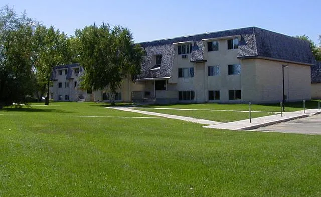 Baylor Place — Photo 3