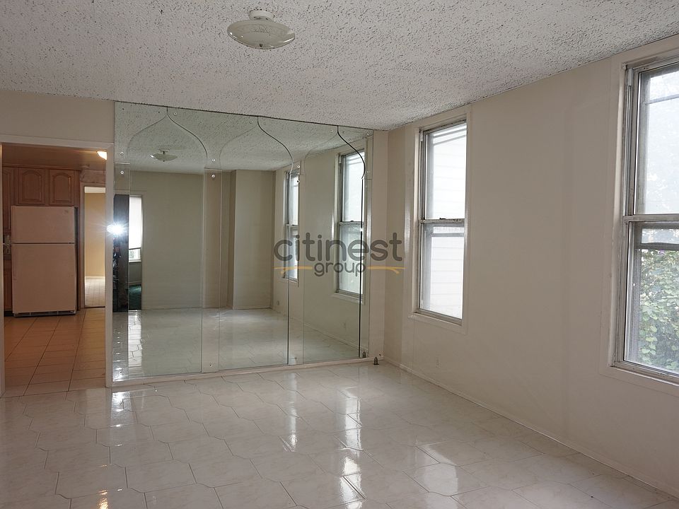 1st image of 8406 Bay 16th St #2