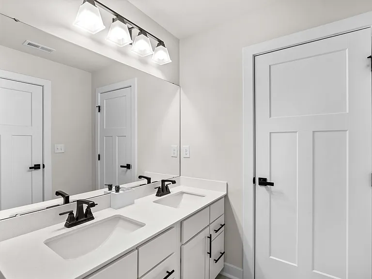14321 Sunnyhill Grove Rd — Photo 38