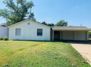 2528 W Rochelle Rd, Irving, TX 75062