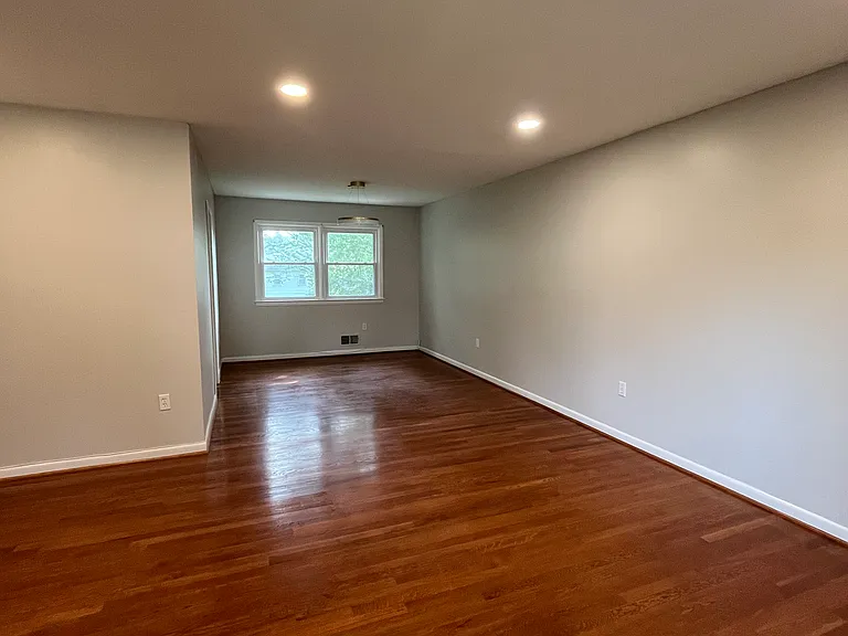 11801 Milbern Dr — Photo 5