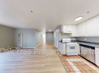 9724 Mountain Blvd APT 2, Oakland, CA