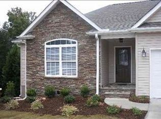 518 Walkingstick Way, Simpsonville, SC 29680