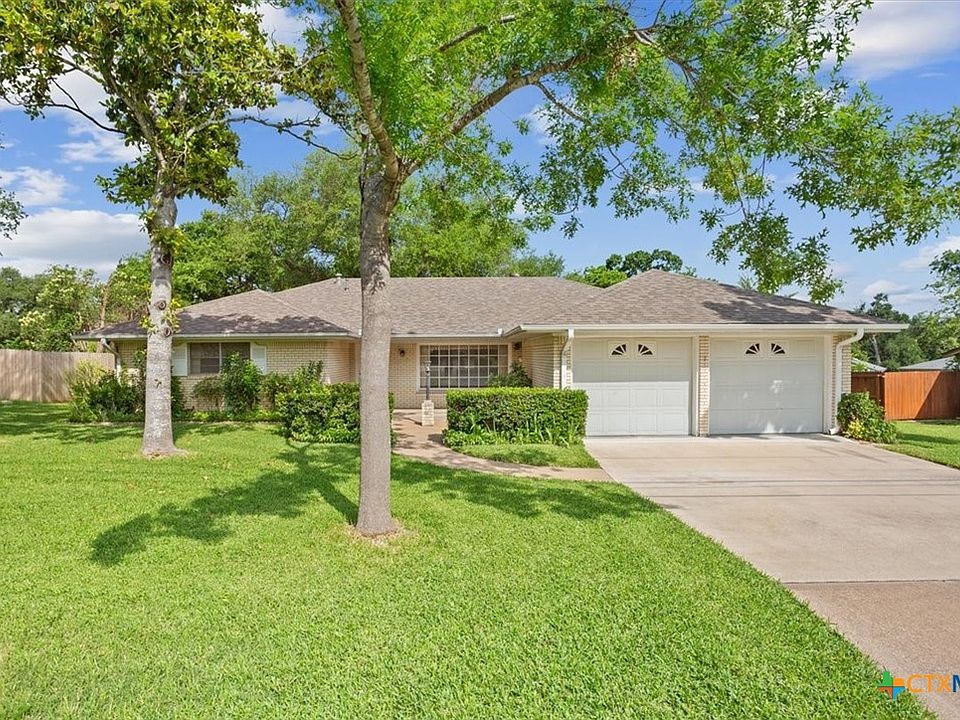 1st image of 3202 Meadow Oaks Dr