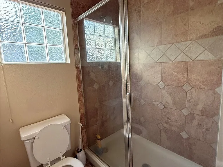 10529 Allthorn Ave — Photo 6