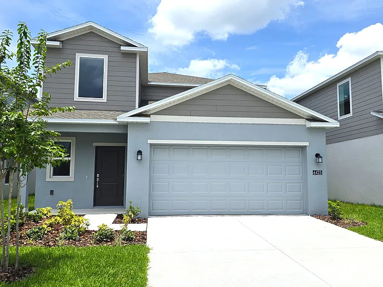 6425 Domizio Dr — Photo 1
