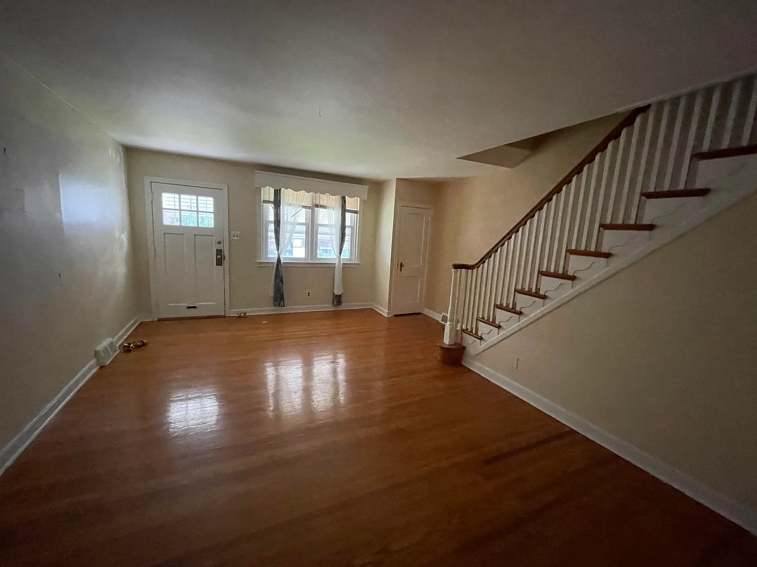 3 bed, 1136 sqft, $1,600 — Photo 4