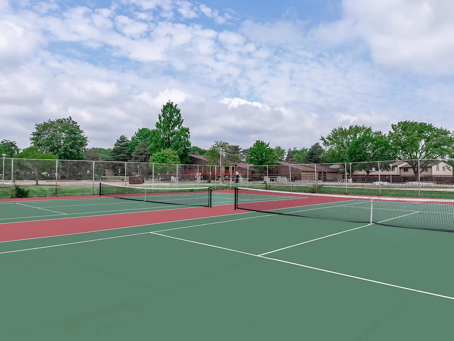 Oaks at Hampton — Photo 3