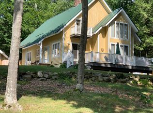 76 Colony Ln, Naples, ME 04055