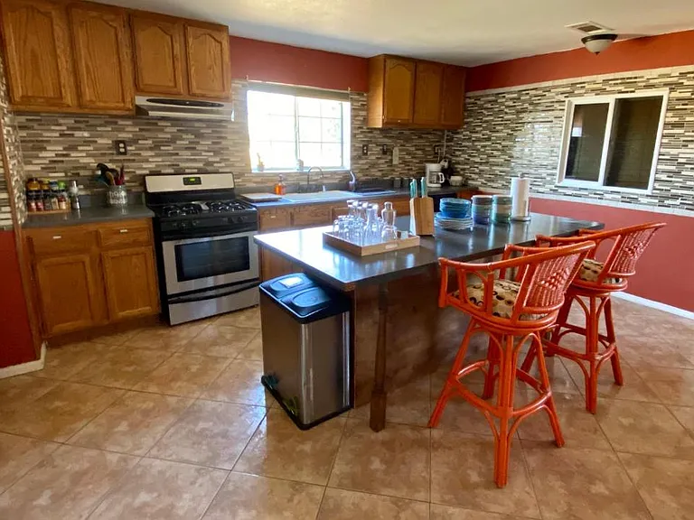 6413 Center St — Photo 5
