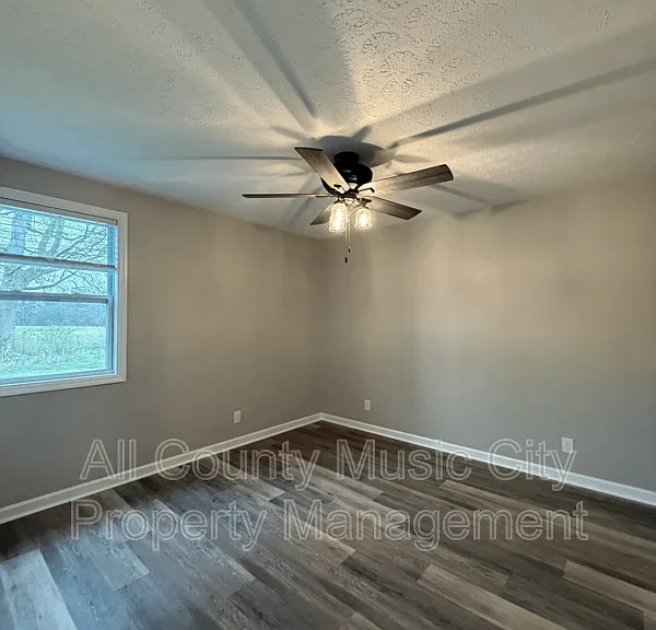 3104 Brickdale Ln #B — Photo 6