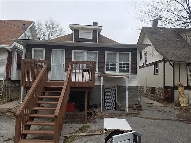 2nd image of 3021 E 27th St