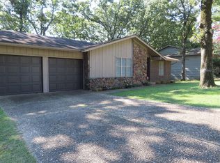7112 Comanche Dr, North Little Rock, AR 72116