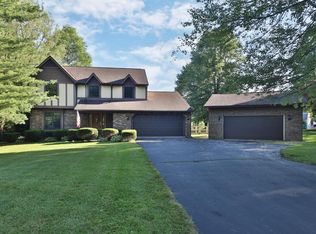 243 Whirlaway Loop SW, Pataskala, OH 43062