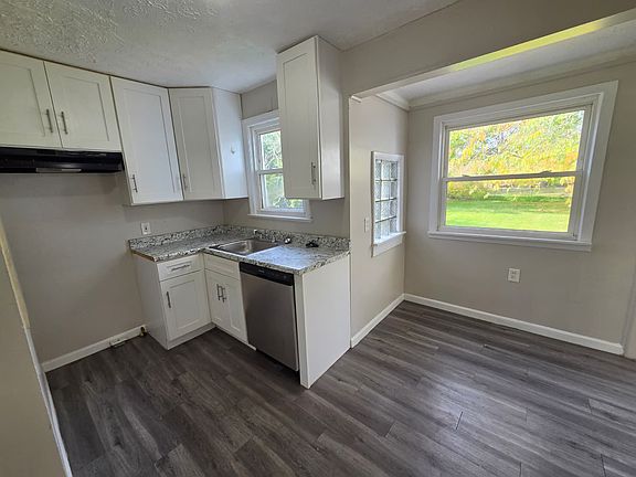 5th image of 1364 Irene Rd