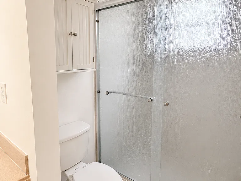 4715 Palmbrooke Cir — Photo 17