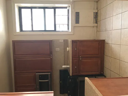 Rented by null | media 9