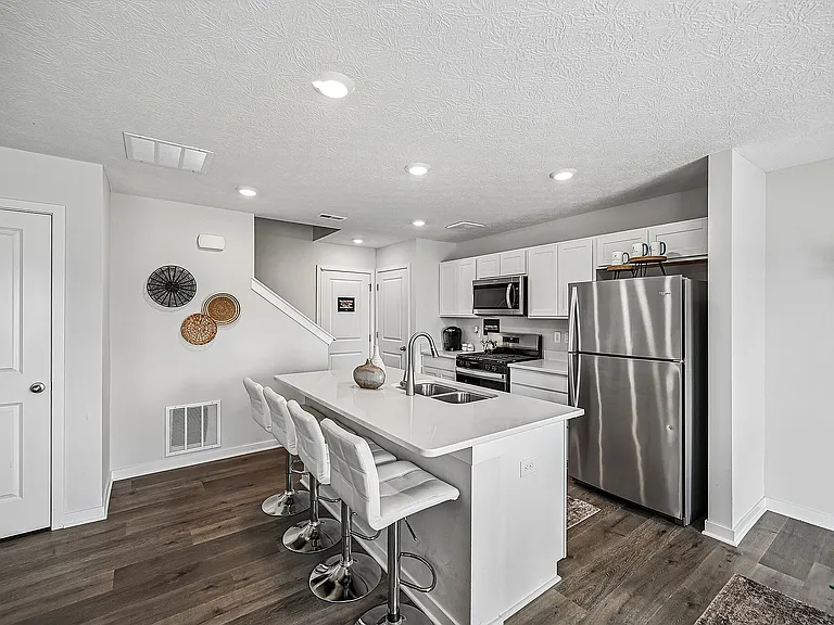 Fully Equipped Kitchens with Large Island