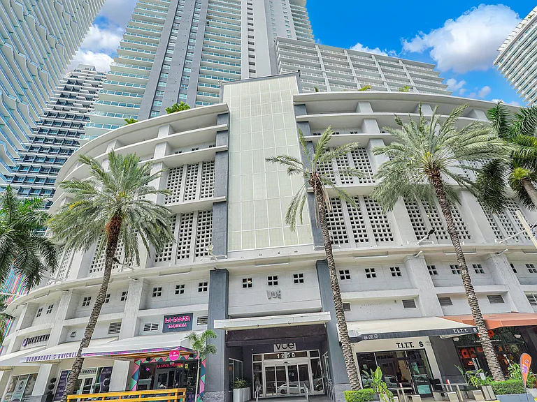 1250 S Miami Ave #812 — Photo 44