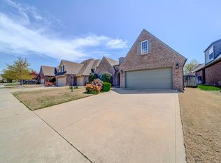 7006 E 84th St, Tulsa, OK 74133