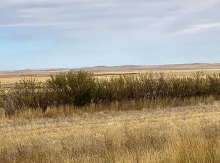 34 N 1st St E, Chester, MT 59522