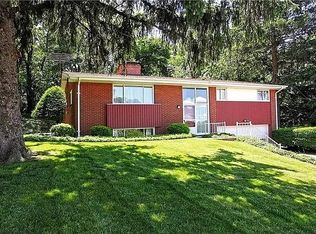 204 Schars Ln, Pittsburgh, PA