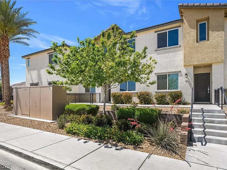 12184 Mojave Gold Rd #2 — Photo 2