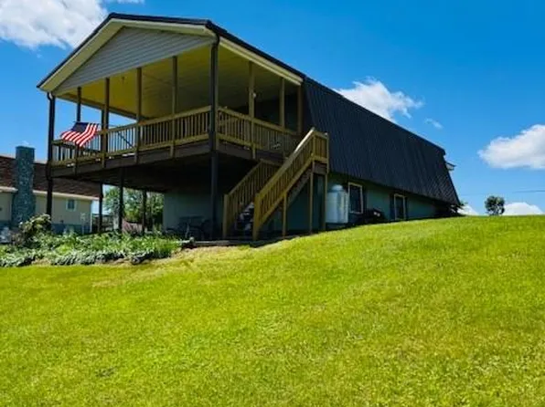 393 Alpine Crest Rd, Fancy Gap, VA 24328