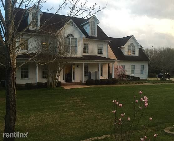1st image of 9704 Straightaway Ln