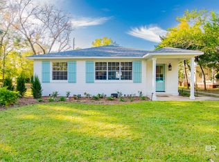 718 S Mobile St, Fairhope, AL 36532