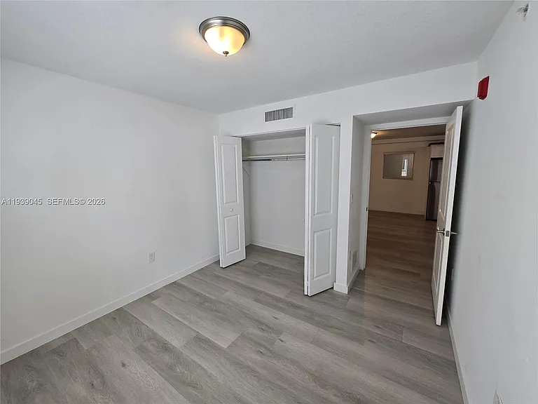5185 W Flagler St #204 — Photo 6