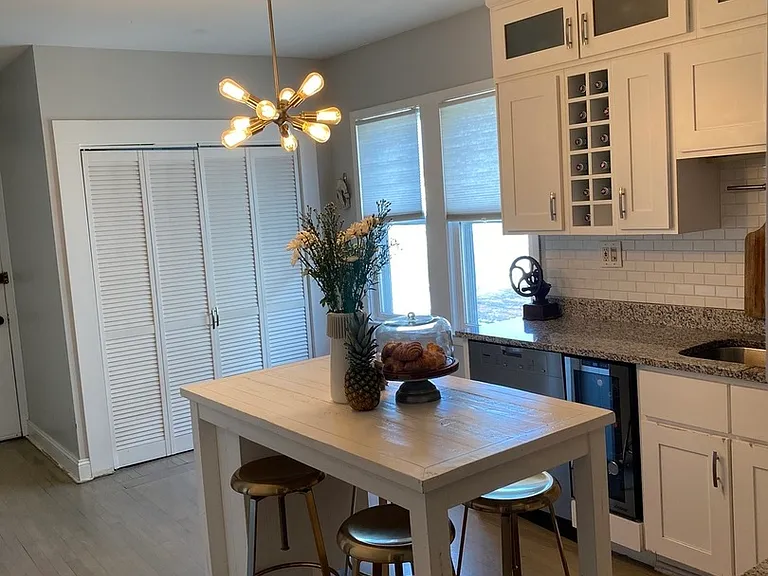 5328 W Drummond Pl #2 — Photo 8