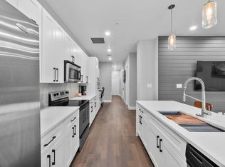 207 Pierce St #209, Houston, TX 77002
