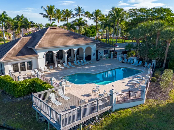 5626 Cape Harbour Dr APT 202, Cape Coral, FL 33914