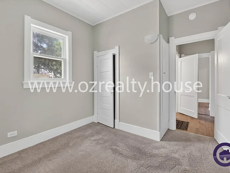 614 Woodstock Ave — Photo 12