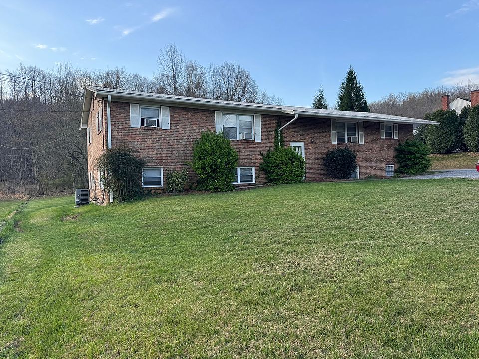 1st image of 2903 S Greenwood Dr