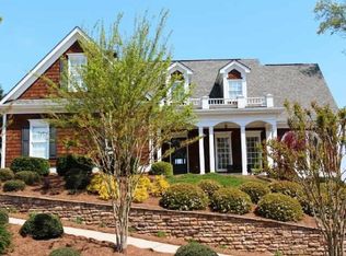 524 Sterling Water Dr, Monroe, GA 30655